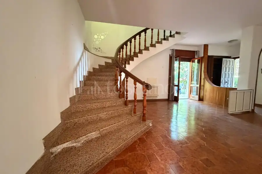 Villa in vendita di 230 mq a €269.000 (rif. 79/2026)