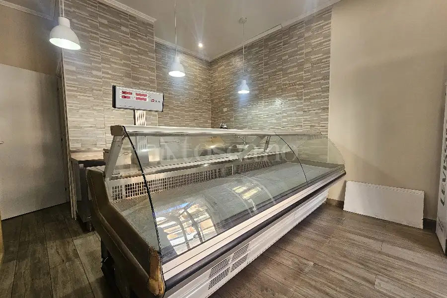 Negozio in vendita di 40 mq a €119.000 (rif. 45/2026)