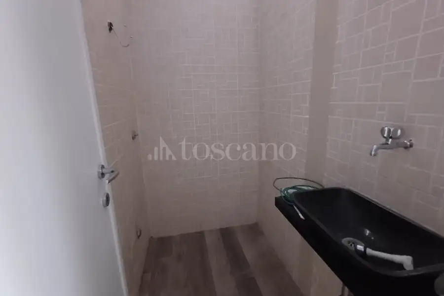 Negozio in vendita di 27 mq a €60.000 (rif. 48/2025)