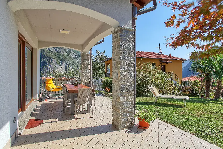Villa in vendita di 275 mq a €820.000 (rif. 48/2026)