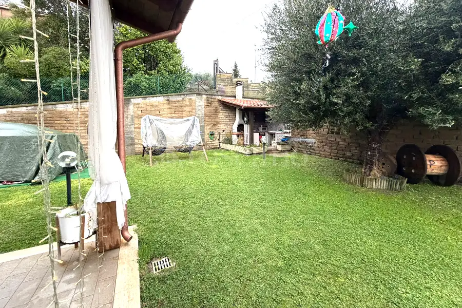 Villa in vendita di 170 mq a €385.000 (rif. 2/2026)