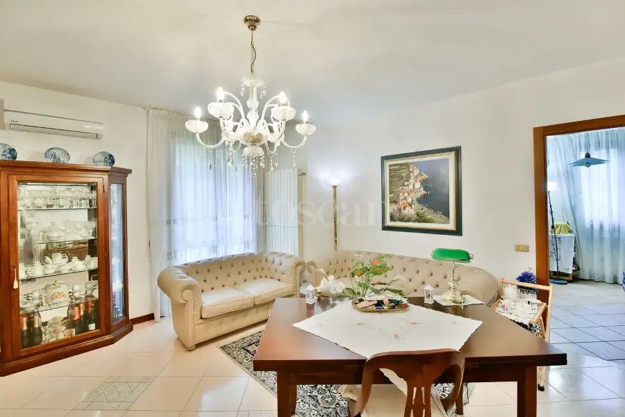 Villa in vendita di 270 mq a €560.000 (rif. 31/2025)