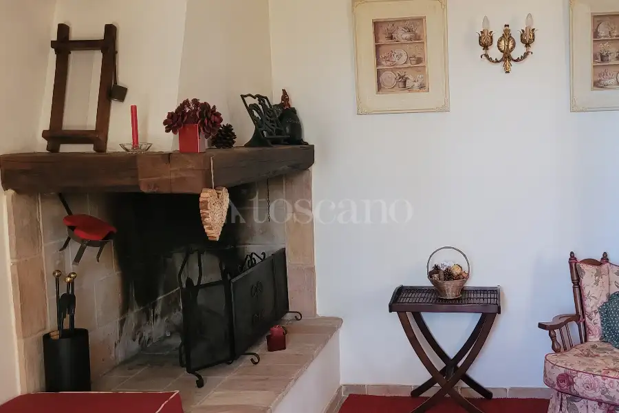 Villa in vendita di 480 mq a €880.000 (rif. 4/2026)