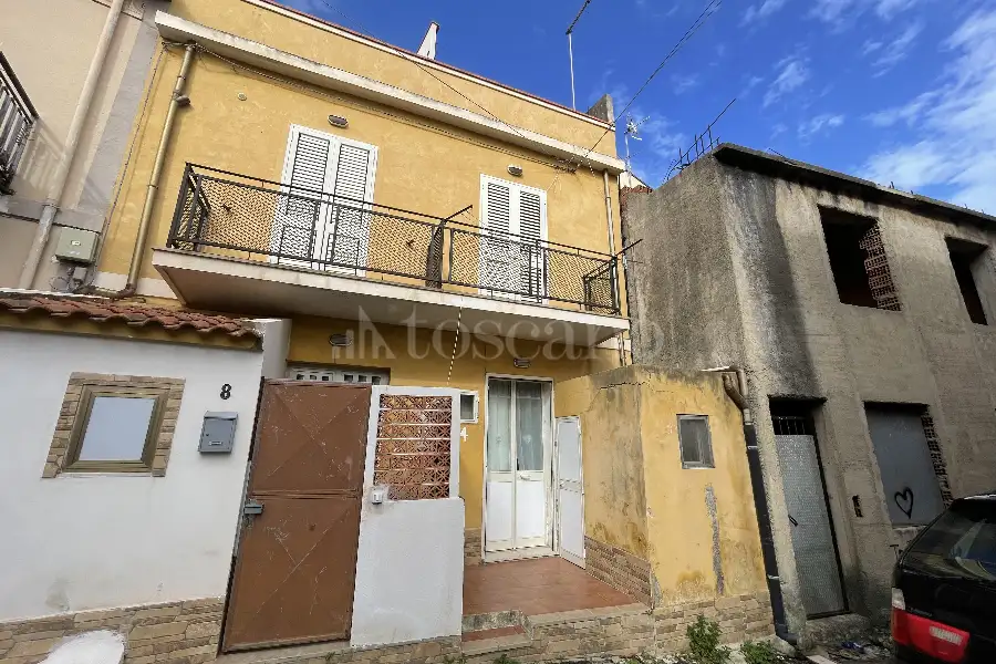 Casa Indipendente in vendita di 81 mq a €44.000 (rif. 3/2026)