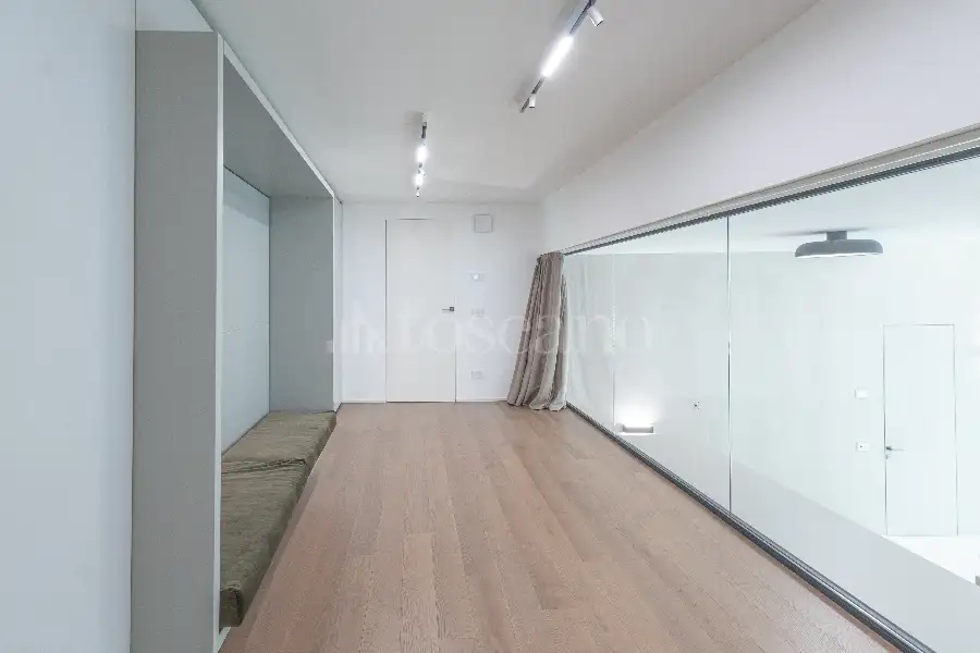 Casa Indipendente in vendita di 185 mq a €1.680.000 (rif. 8/2026)