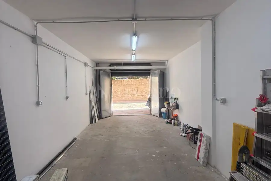 Box in vendita di 35 mq a €67.000 (rif. 3/2026)