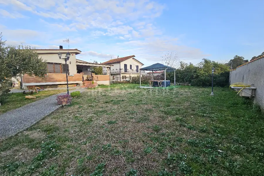 Villa in vendita di 200 mq a €279.000 (rif. 13/2026)