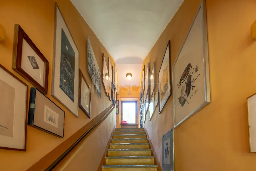 Casa Indipendente in vendita di 284 mq a €650.000 (rif. 41/2025)