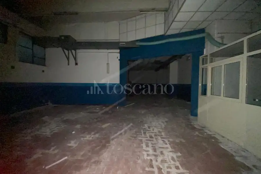 Magazzino in vendita di 1.000 mq a €289.000 (rif. 76/2026)