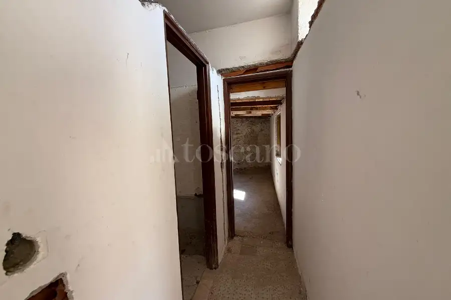 Casa Indipendente in vendita di 130 mq a €65.000 (rif. 35/2026)