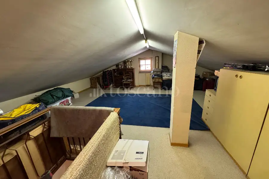 Villa Bifamiliare in vendita di 250 mq a €415.000 (rif. 21/2025)