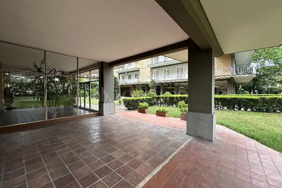 Casa in vendita di 184 mq a €960.000 (rif. 8/2026)