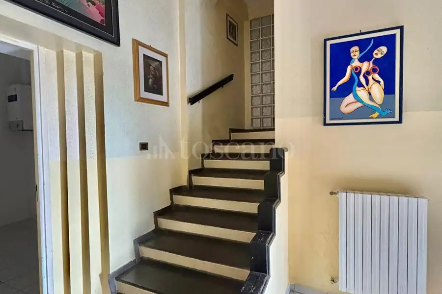 Casa Indipendente in vendita di 350 mq a €99.000 (rif. 101/2026)
