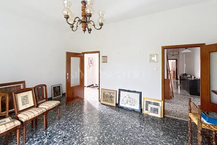Casa Indipendente in vendita di 200 mq a €149.000 (rif. 185/2025)