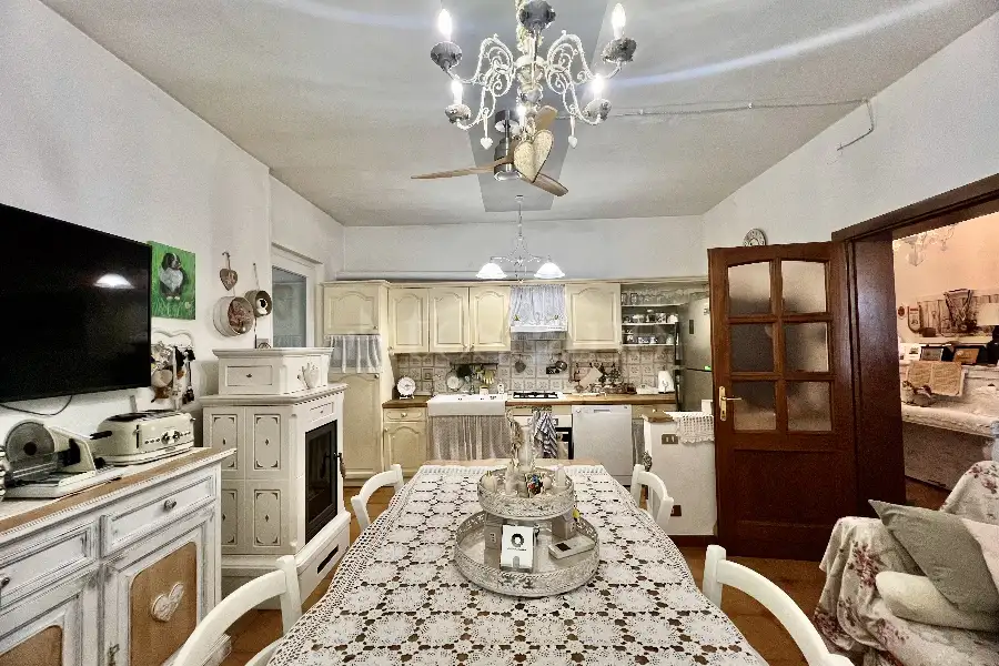 Villa Bifamiliare in vendita di 160 mq a €370.000 (rif. 78/2025)