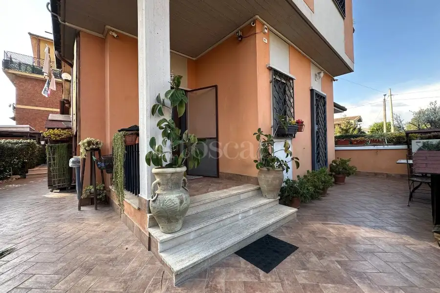 Villa Bifamiliare in vendita di 210 mq a €275.000 (rif. 27/2026)