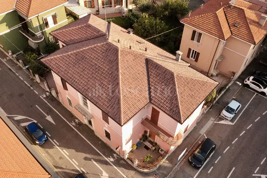 Villa Plurifamiliare in vendita di 95 mq a €260.000 (rif. 42/2026)