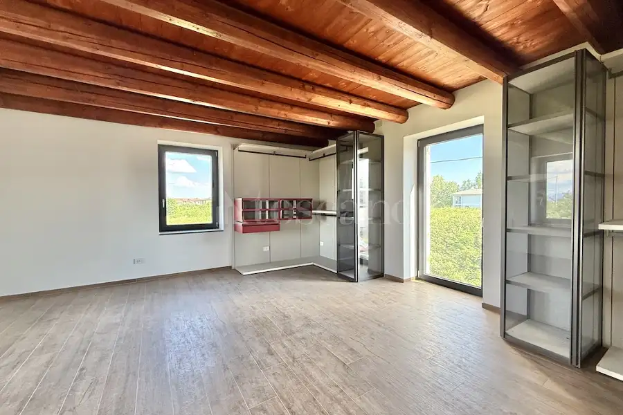 Villa in vendita di 160 mq a €1.100.000 (rif. 19/2026)