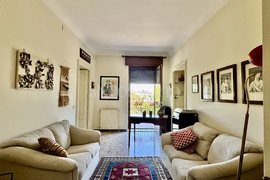Villa in vendita di 433 mq a €350.000 (rif. 117/2025)