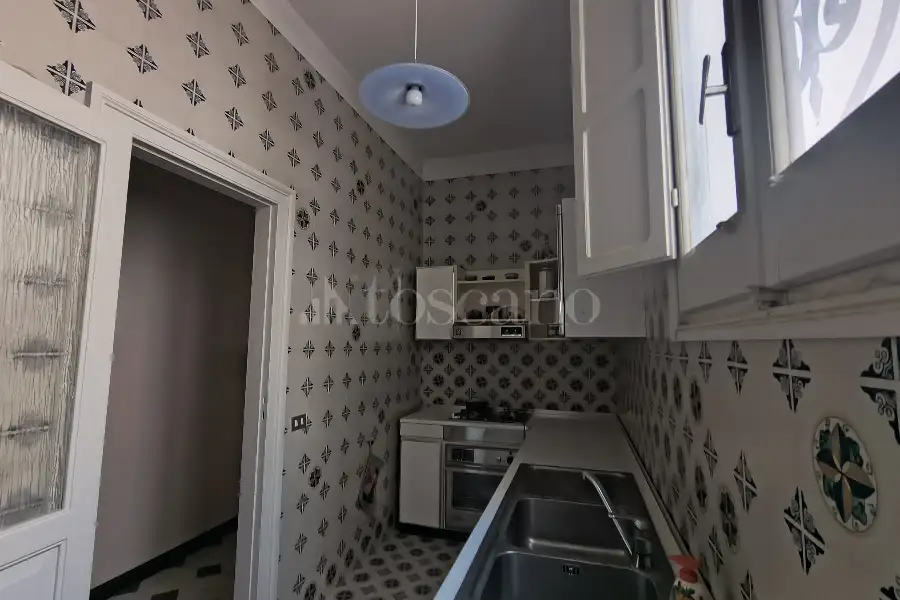 Palazzo in vendita di 585 mq a €338.000 (rif. 51/2026)