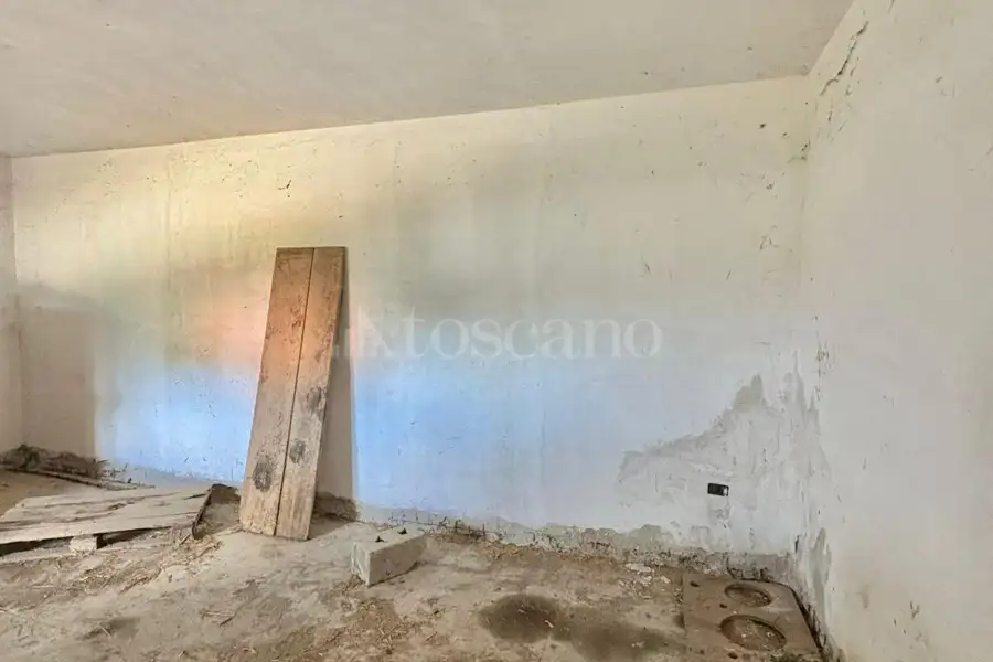 Casa Indipendente in vendita di 80 mq a €35.000 (rif. 106/2026)