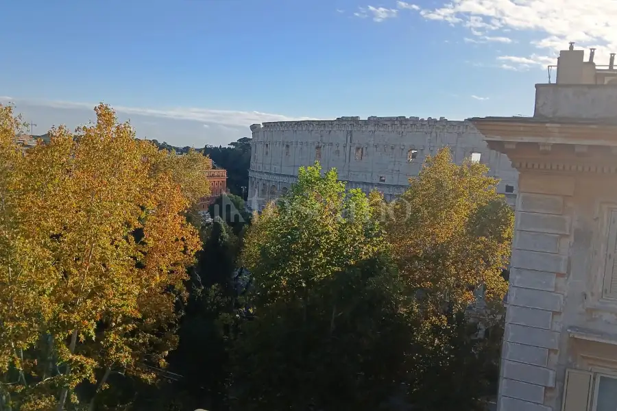 Casa in vendita di 170 mq a €1.599.000 (rif. 58/2026)