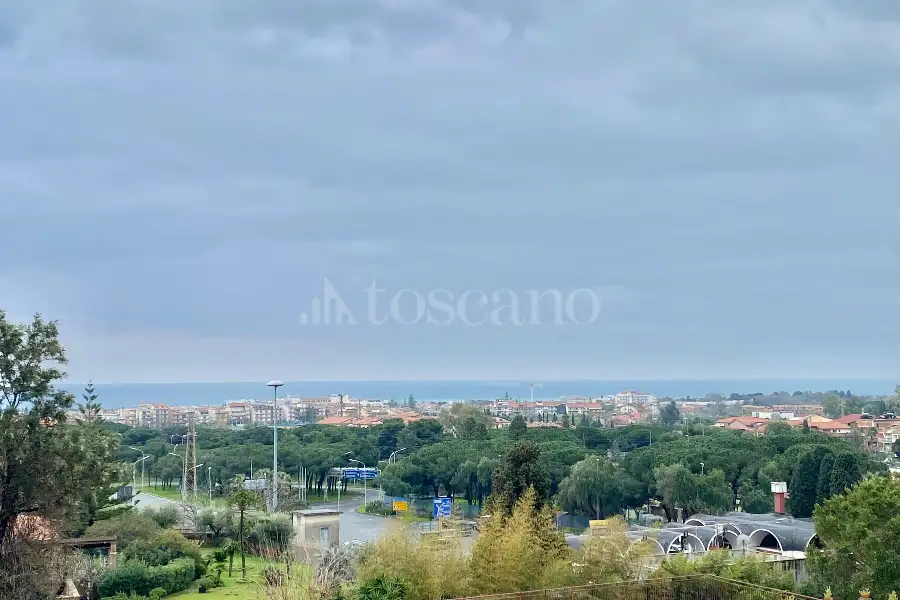 Casa in vendita di 171 mq a €176.000 (rif. 15/2025)