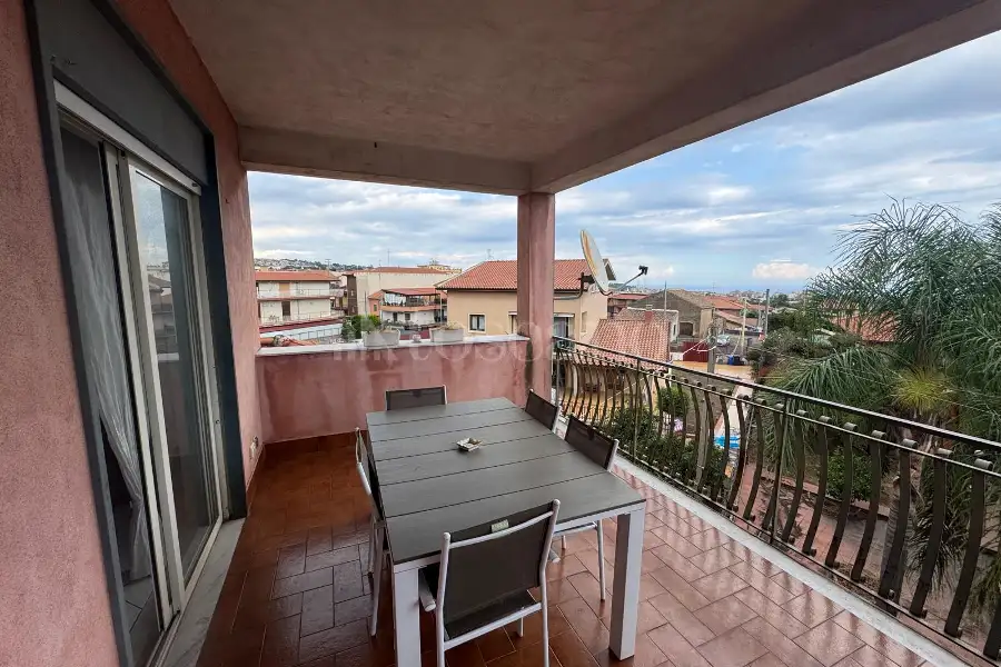 Villa Bifamiliare in vendita di 480 mq a €499.000 (rif. 171/2026)