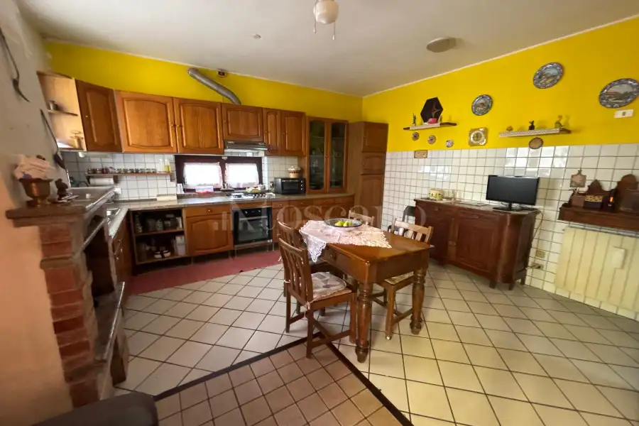 Villa in vendita di 280 mq a €570.000 (rif. 18/2025)