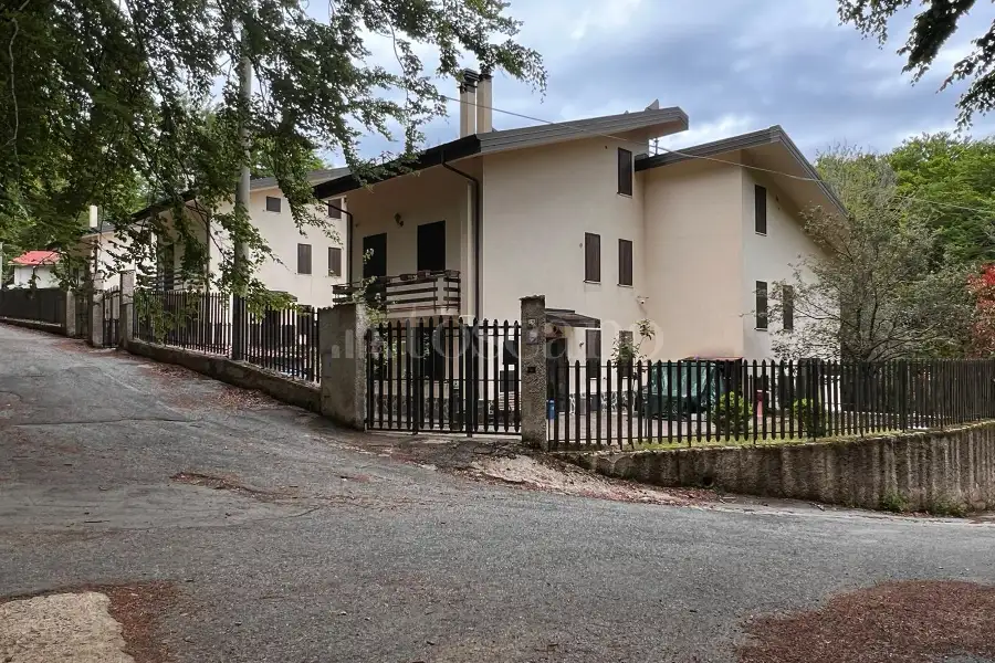 Villa in vendita di 100 mq a €120.000 (rif. 52/2025)