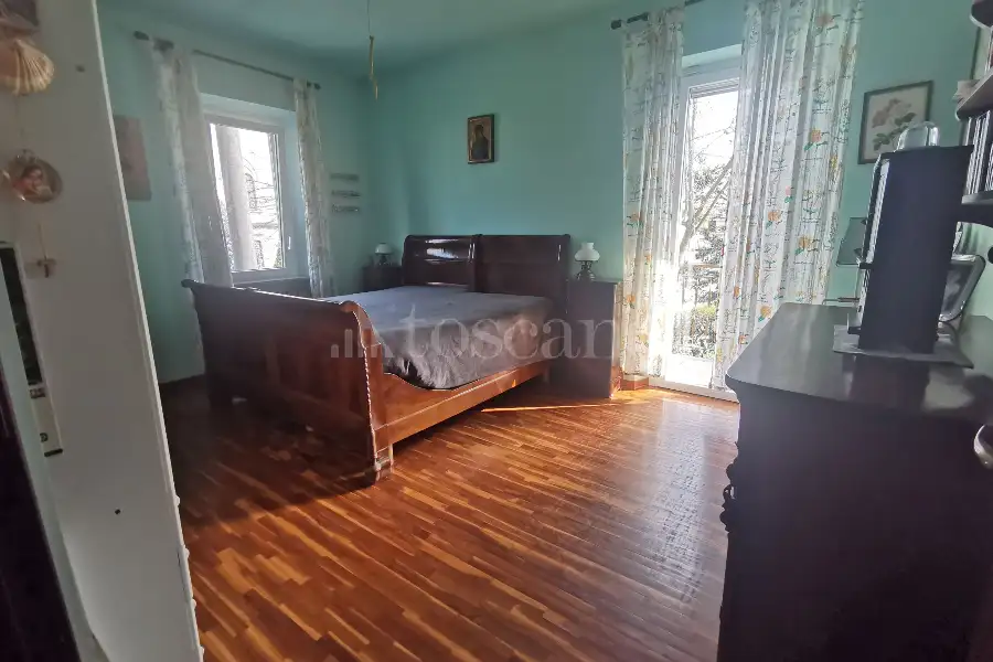 Casa Indipendente in vendita di 210 mq a €300.000 (rif. 9/2026)