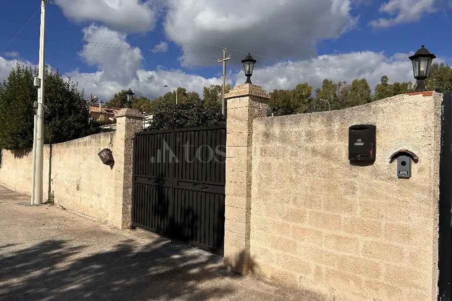 Villa in vendita di 290 mq a €320.000 (rif. 131/2025)