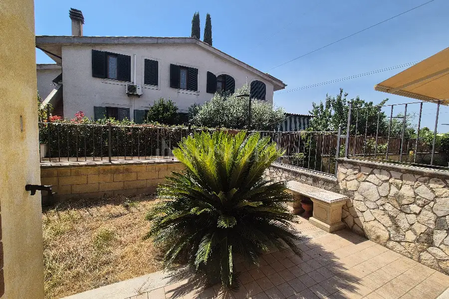 Villino a Schiera in vendita di 120 mq a €260.000 (rif. 27/2026)