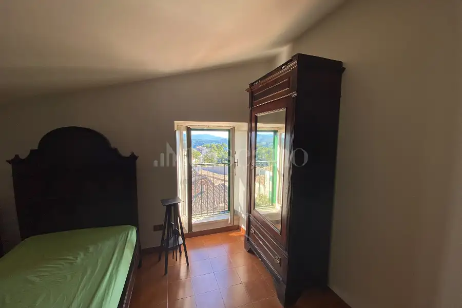 Palazzo in vendita di 250 mq a €75.000 (rif. 7/2025)