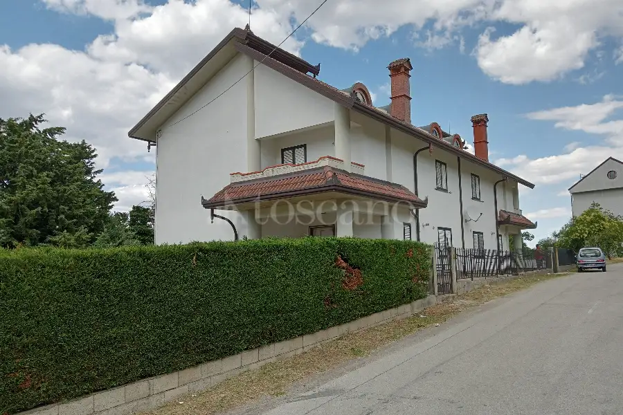 Casa in vendita di 140 mq a €140.000 (rif. 32/2025)