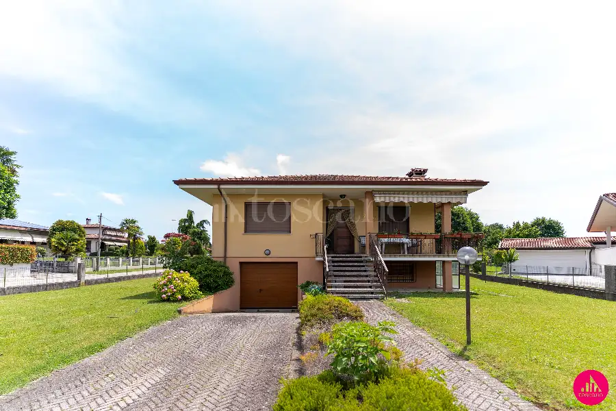 Villa in vendita di 120 mq a €315.000 (rif. 102/2026)