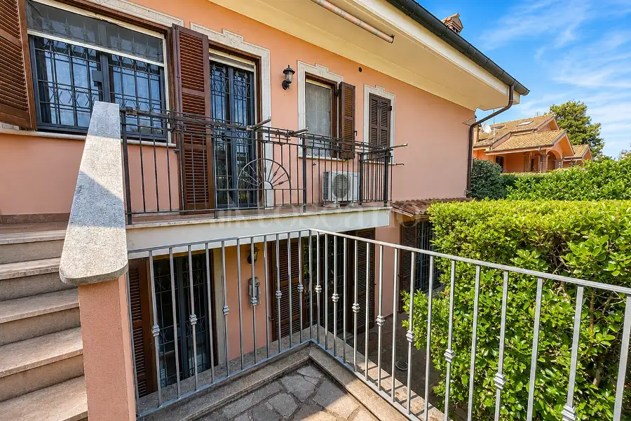 Villa in vendita di 180 mq a €350.000 (rif. 33/2026)