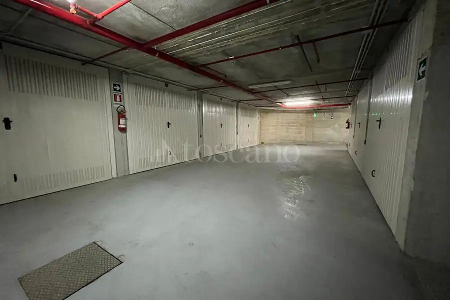 Box in vendita di 20 mq a €60.000 (rif. 51/2025)