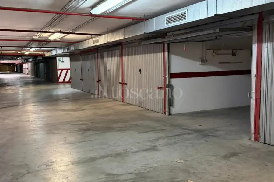 Box in vendita di 17 mq a €50.000 (rif. 1/2026)