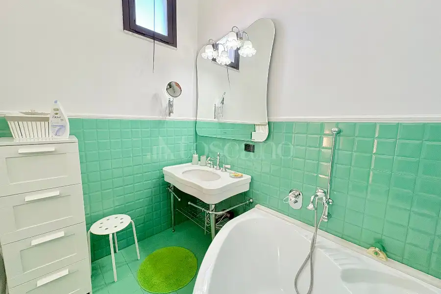 Casa in vendita di 255 mq a €949.000 (rif. 23/2026)