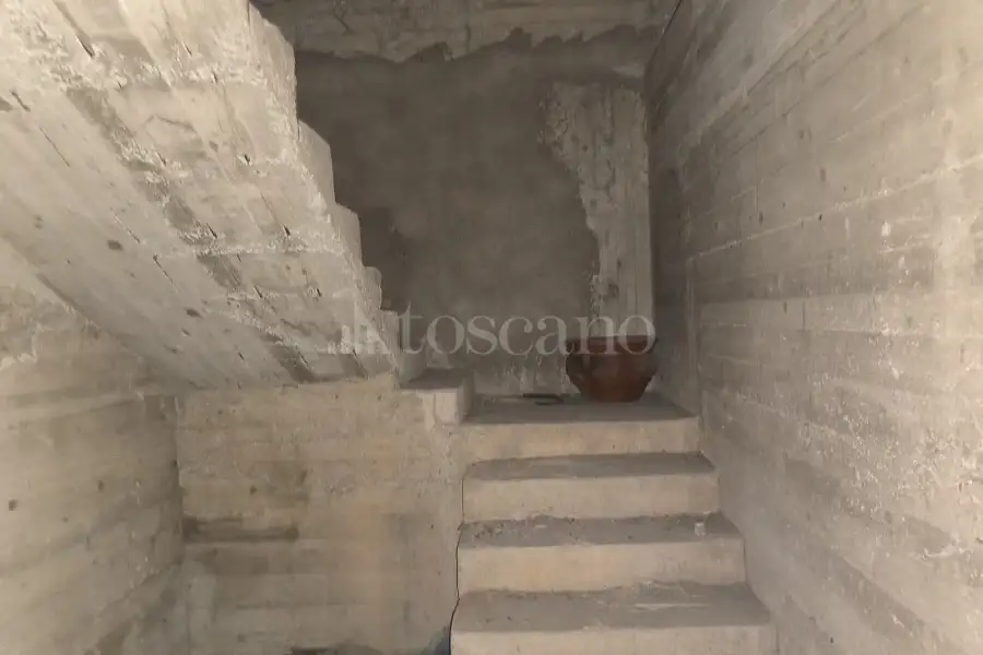 Casa Indipendente in vendita di 344 mq a €110.000 (rif. 46/2025)