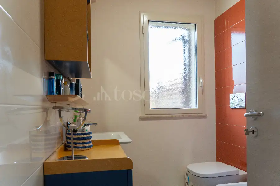 Villa Bifamiliare in vendita di 230 mq a €448.000 (rif. 166/2025)