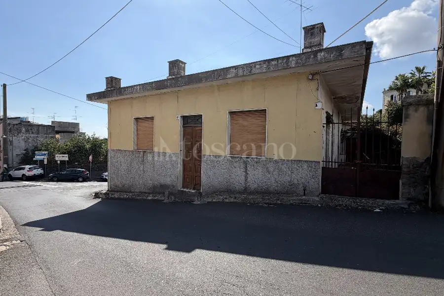 Casa Indipendente in vendita di 177 mq a €148.000 (rif. 209/2025)