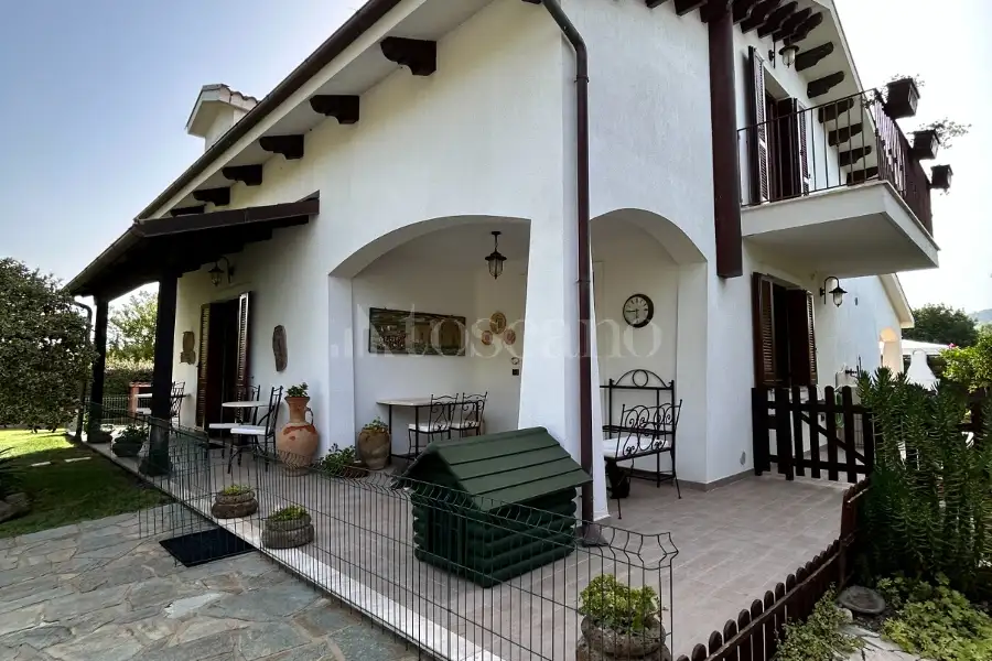 Villa in vendita di 200 mq a €480.000 (rif. 170/2026)