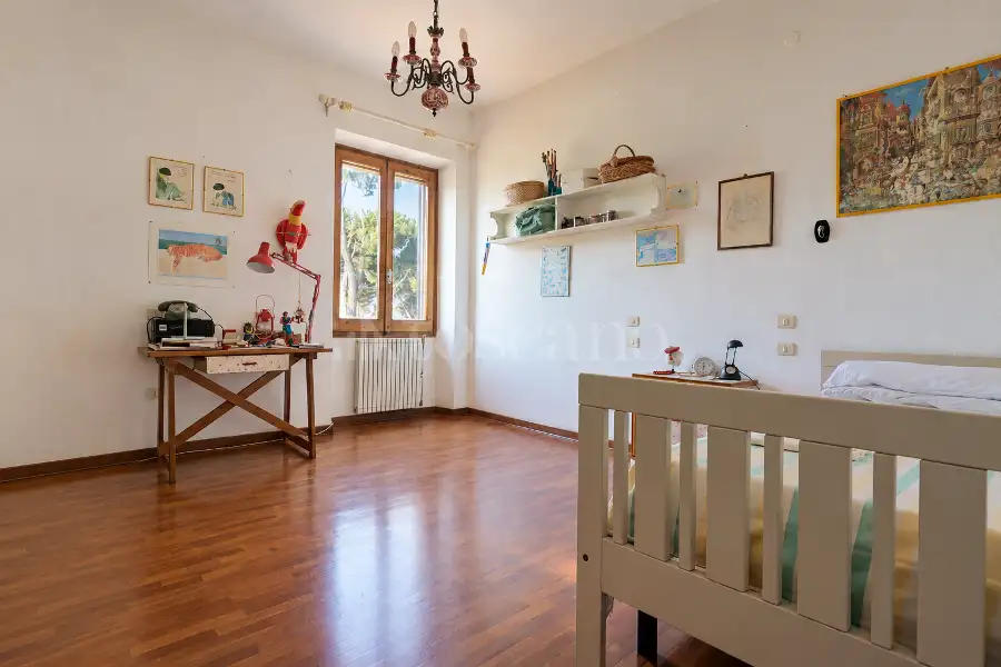 Villa in vendita di 330 mq a €1.150.000 (rif. 33/2026)