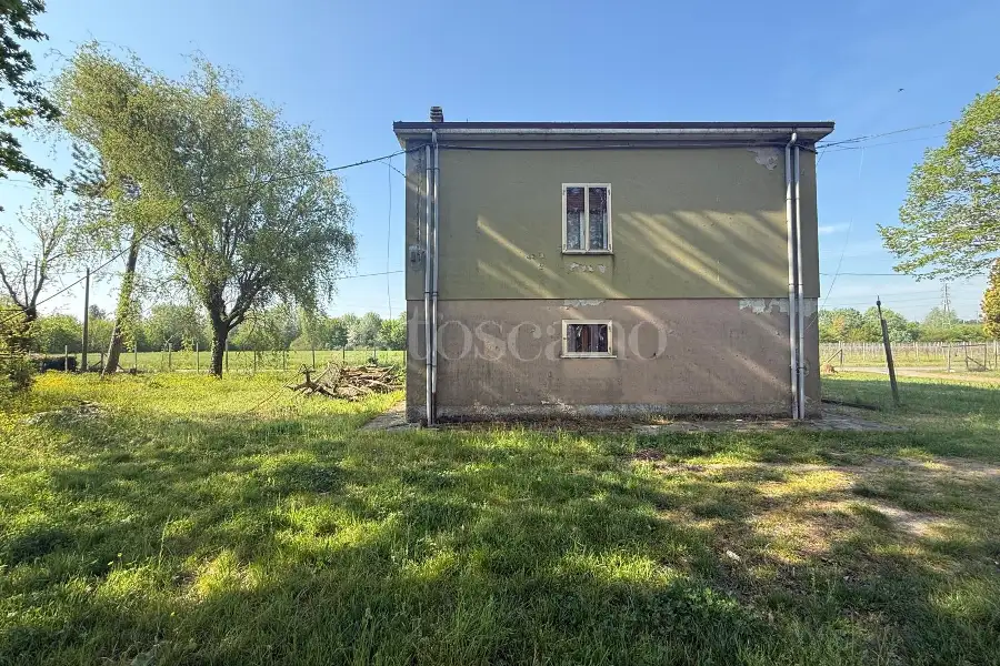 Casa in vendita di 331 mq a €599.000 (rif. 23/2026)