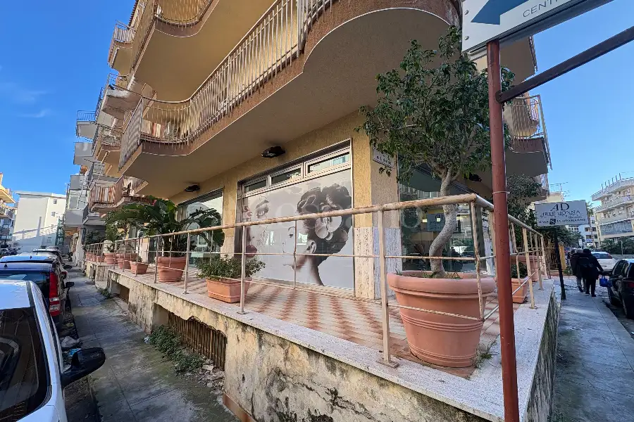 Negozio in vendita di 199 mq a €269.000 (rif. 28/2026)