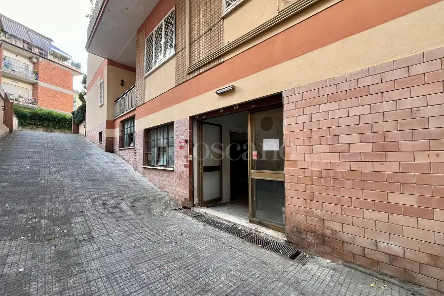 Magazzino in vendita di 100 mq a €78.000 (rif. 42/2025)