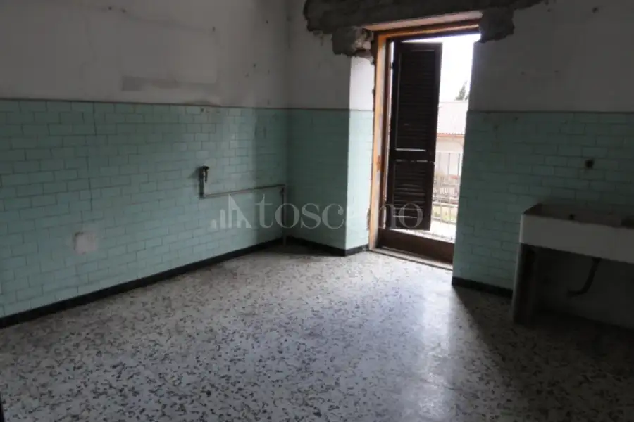Casa in vendita di 150 mq a €74.000 (rif. 4/2021)