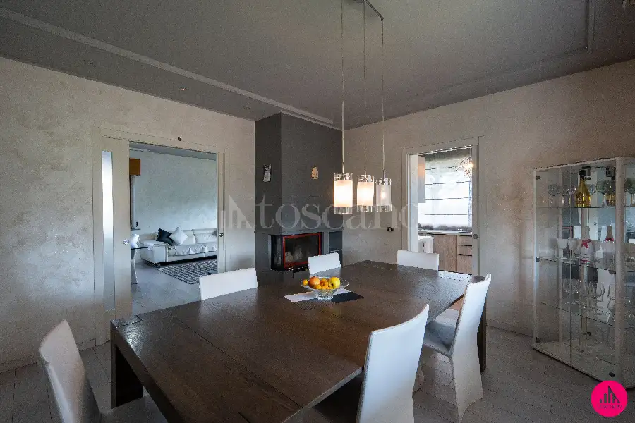 Villa in vendita di 303 mq a €499.000 (rif. 124/2026)